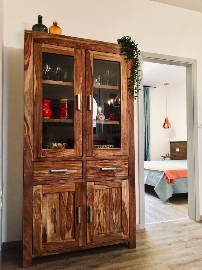 Happy Casa Oldtown Boutique Apartment โคเปร์ ภายนอก รูปภาพ